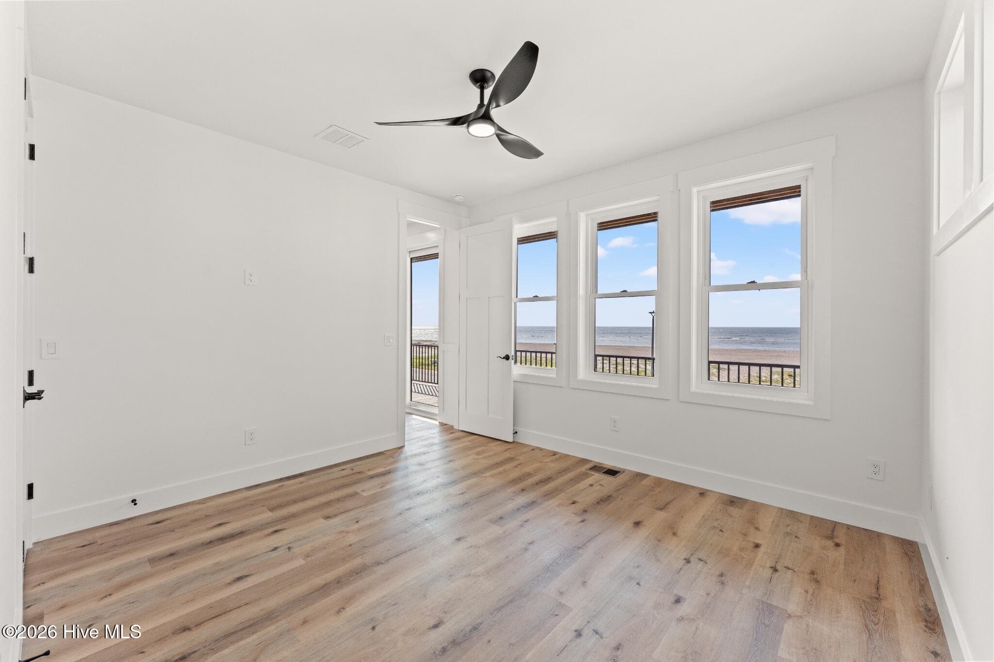 Oceanfront bedroom first level - 41 Grand View Drive, Ocean Isle Beach, NC 28469