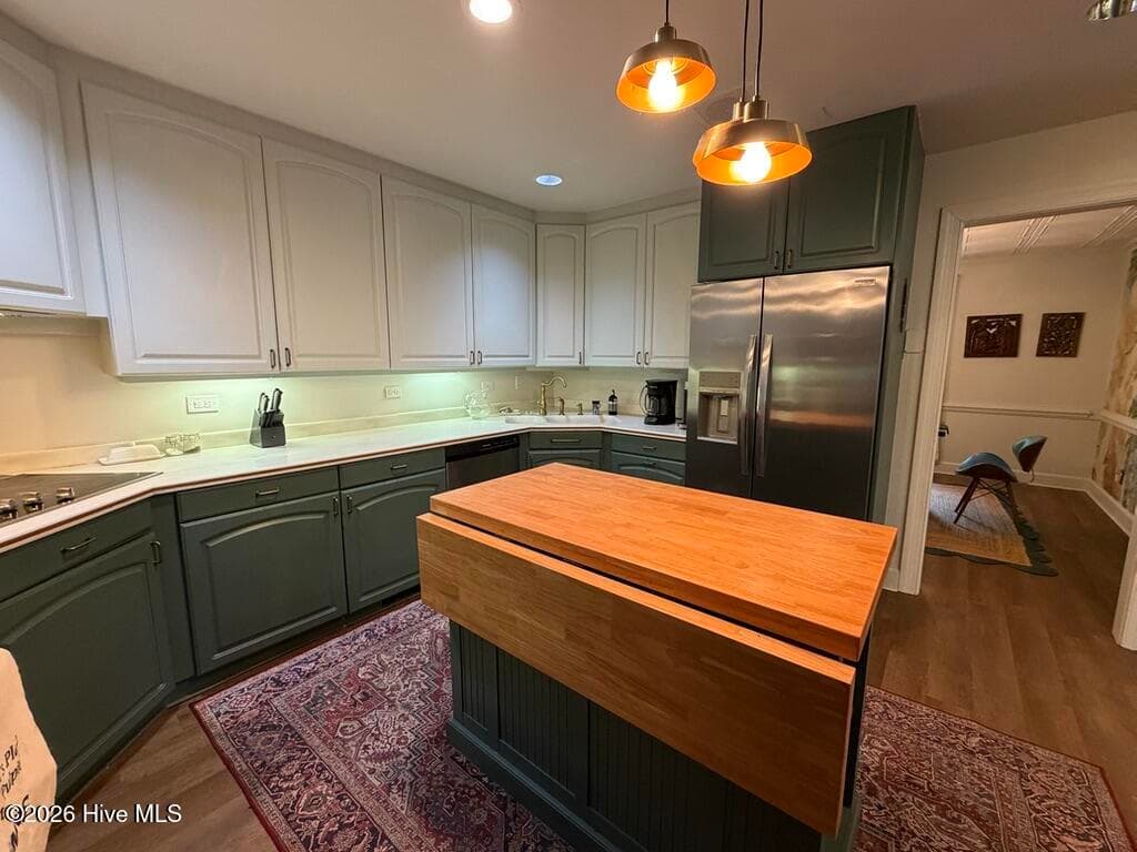 Single Family Residence at 2003 Hermitage Road NW, Wilson, NC 27896, photo 8 of 21