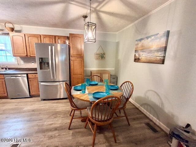 Single Family Residence at 11 Fayetteville Road, Elizabethtown, NC 28337, photo 3 of 14