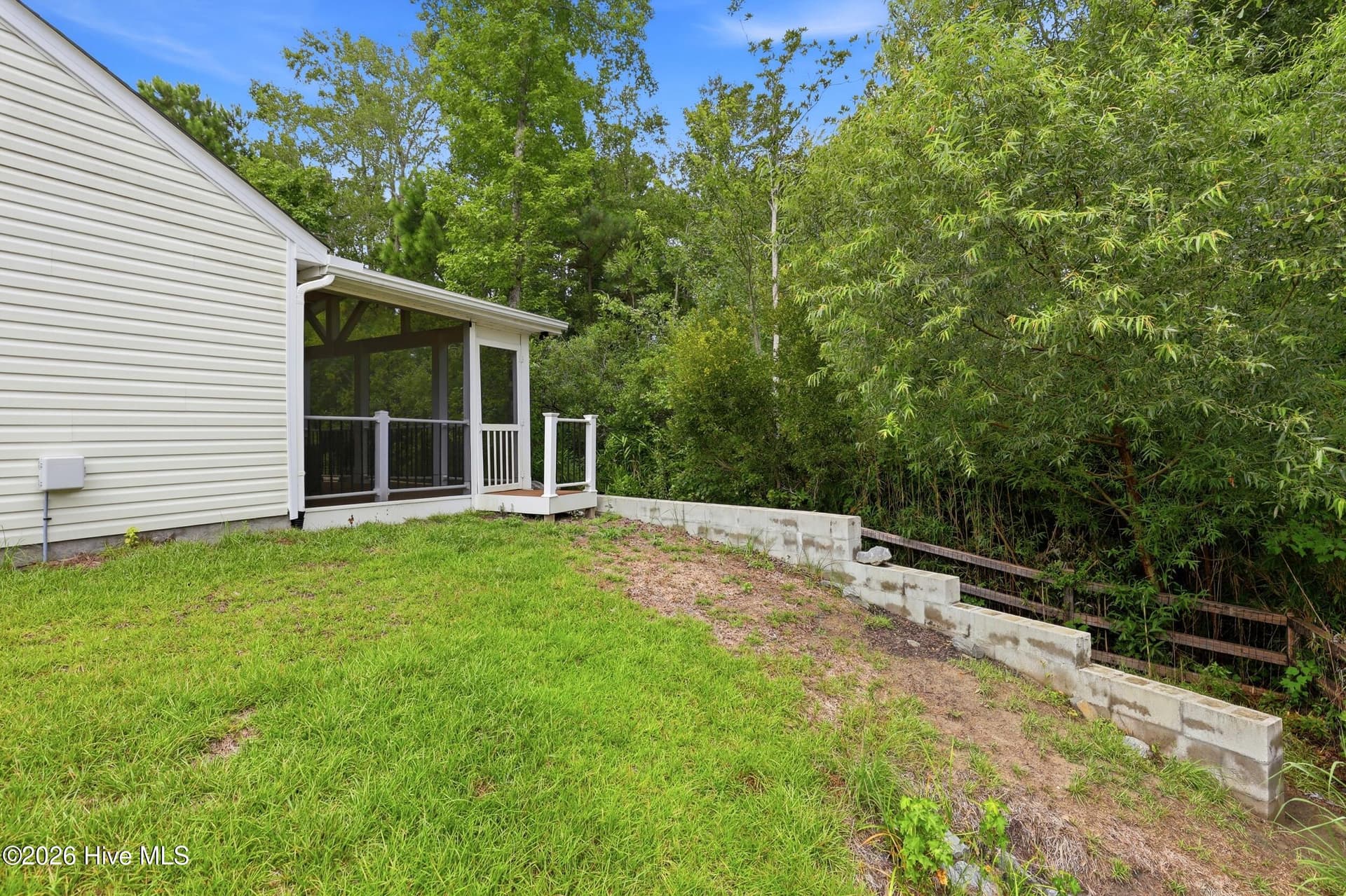 Single Family Residence at 530 Poppleton Drive, Hampstead, NC 28443, photo 40 of 61