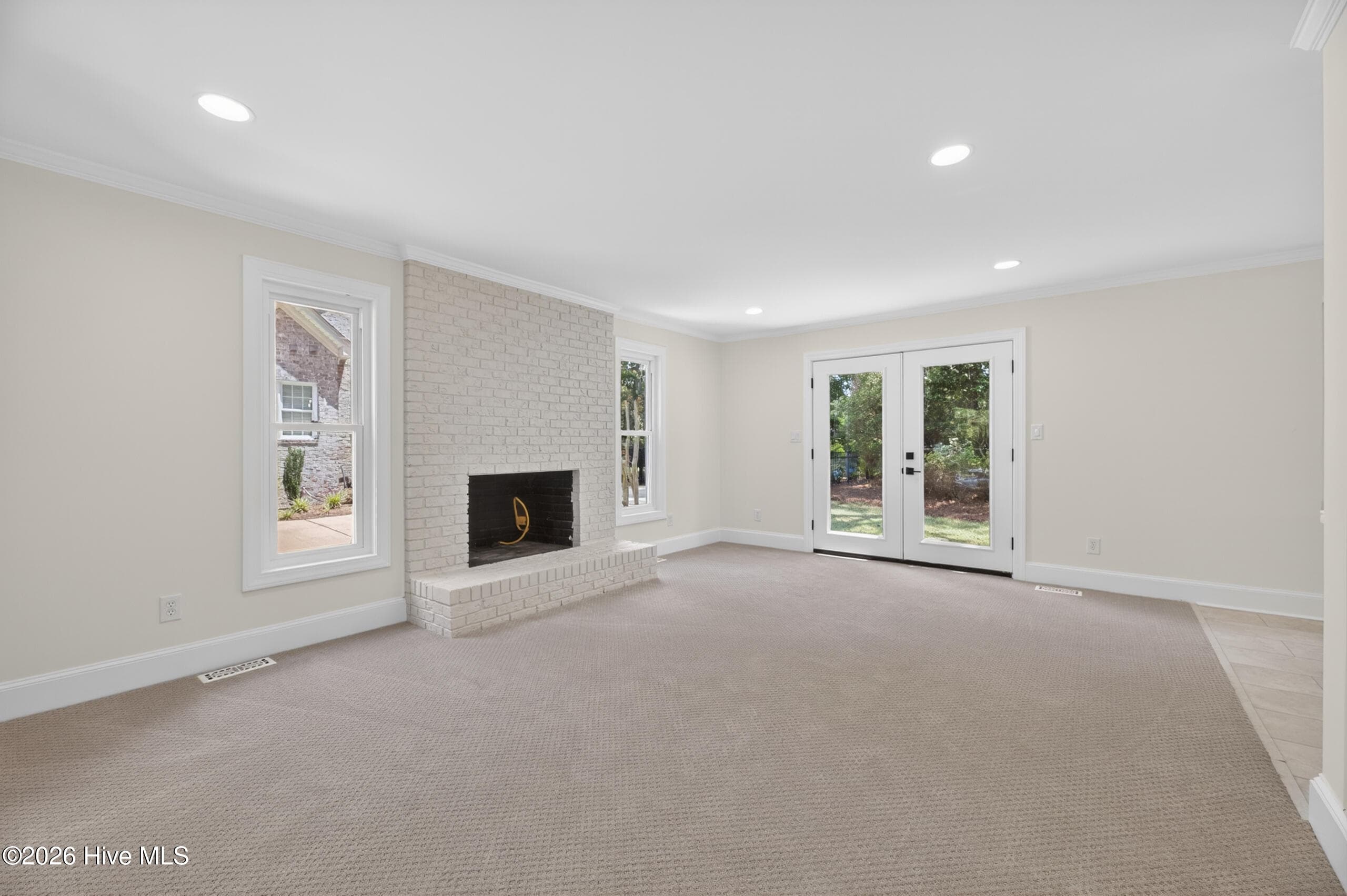 Single Family Residence at 208 Dupont Circle, Greenville, NC 27858, photo 4 of 53