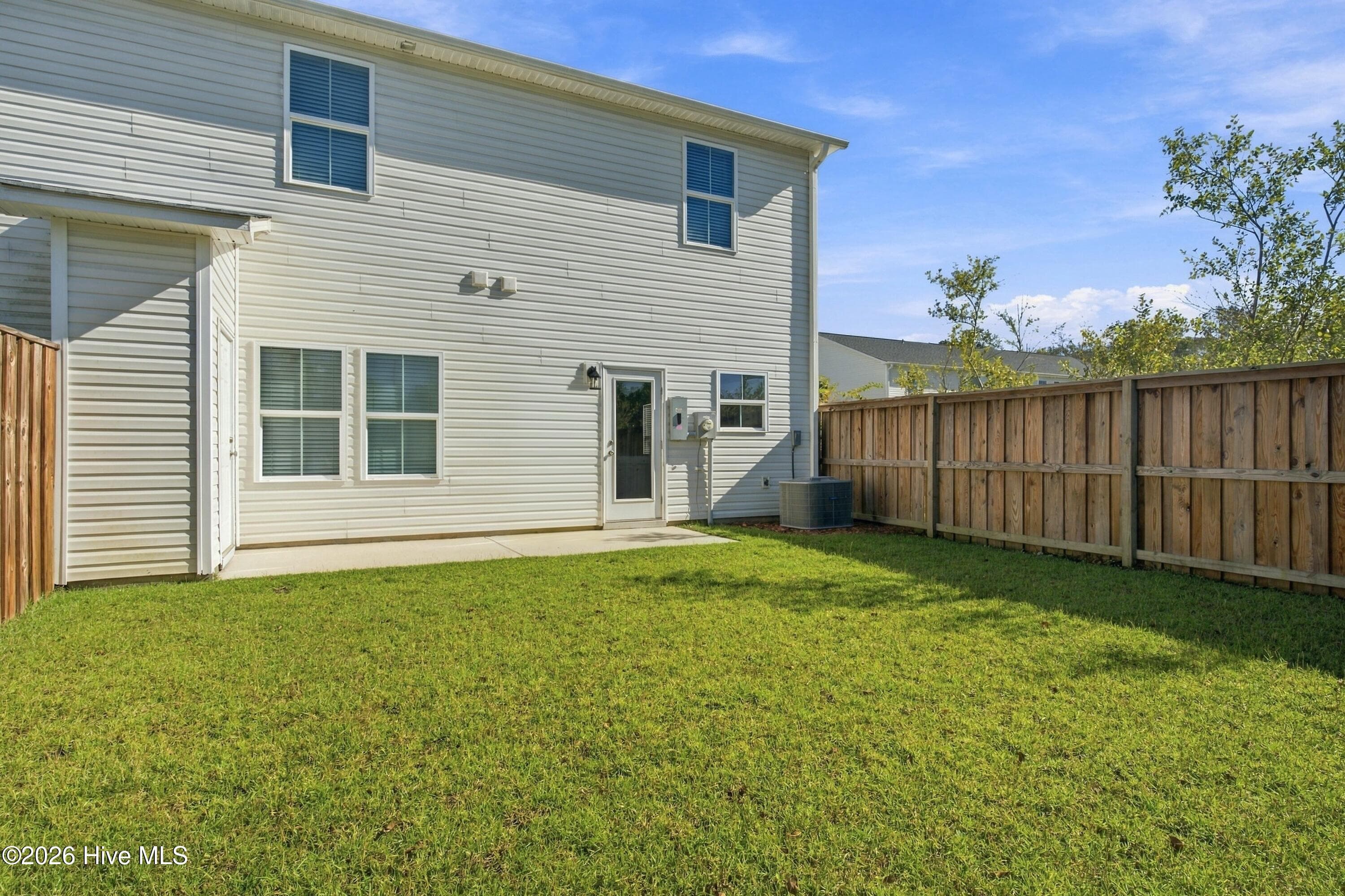 Townhouse at 1008 Birds Nest Cove, Leland, NC 28451, photo 15 of 34