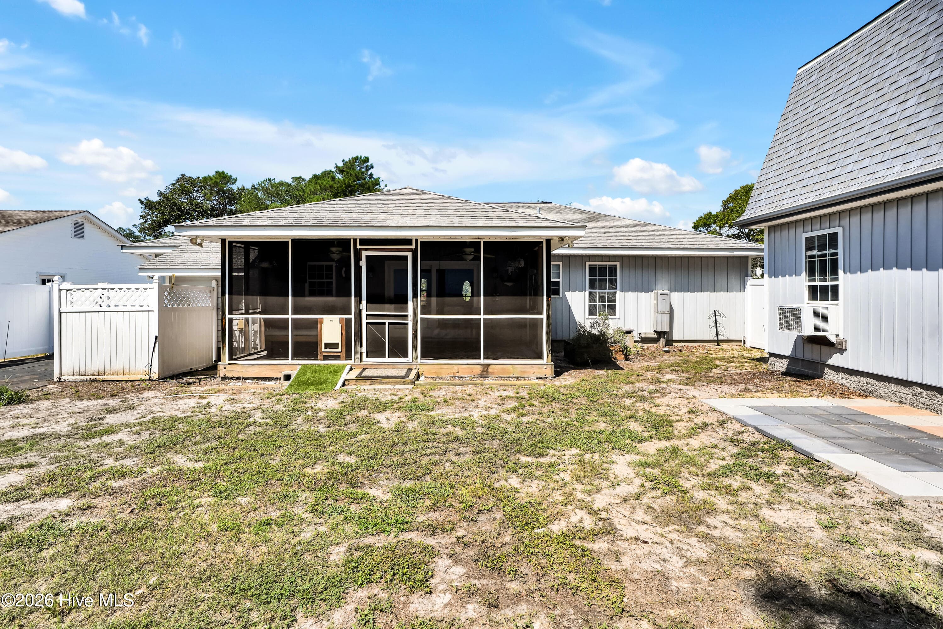 Single Family Residence at 114 NE 8th St, Oak Island, NC 28465, photo 33 of 49