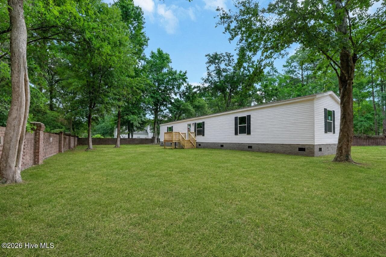 Manufactured Home at 9180 Central Boulevard SE, Winnabow, NC 28479