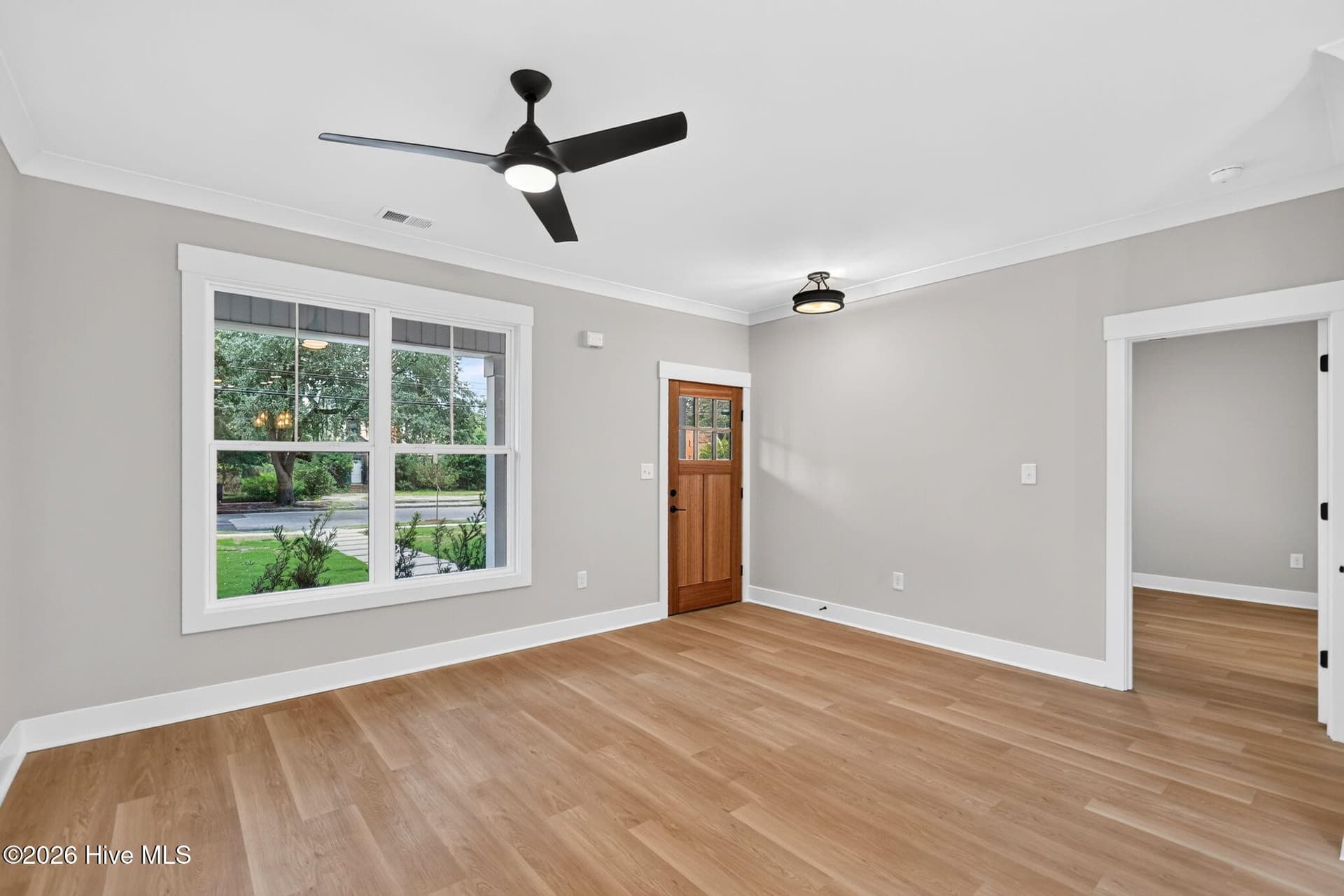 Living Room - 2303 Chestnut Street, Wilmington, NC 28405