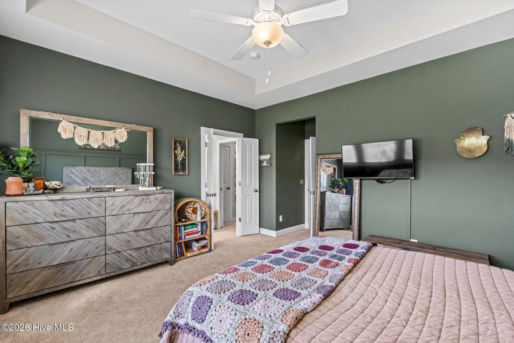 Single Family Residence at 37 W Weatherbee Way, Hampstead, NC 28443, photo 14 of 26