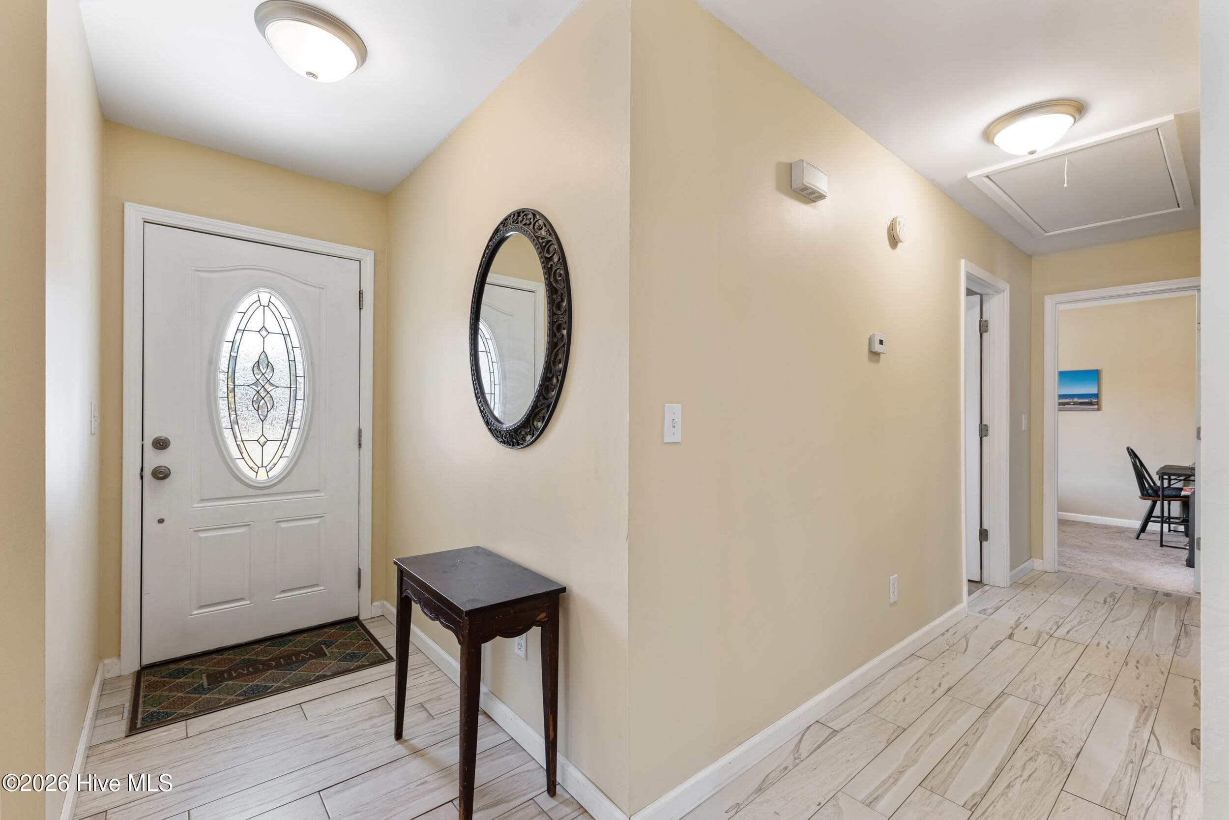 Single Family Residence at 327 Green Meadows Drive, Wilmington, NC 28405, photo 7 of 33