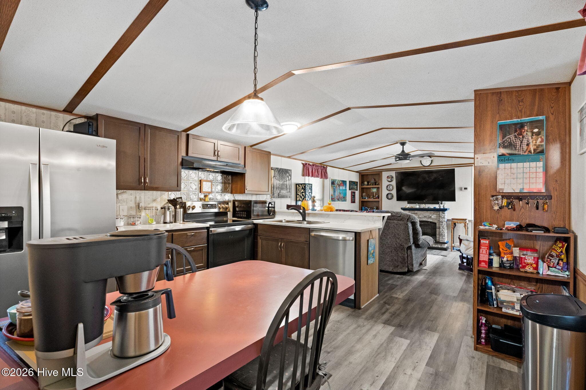 Manufactured Home at 2882 Six Pence Drive SW, Supply, NC 28462, Supply, photo 8 of 44