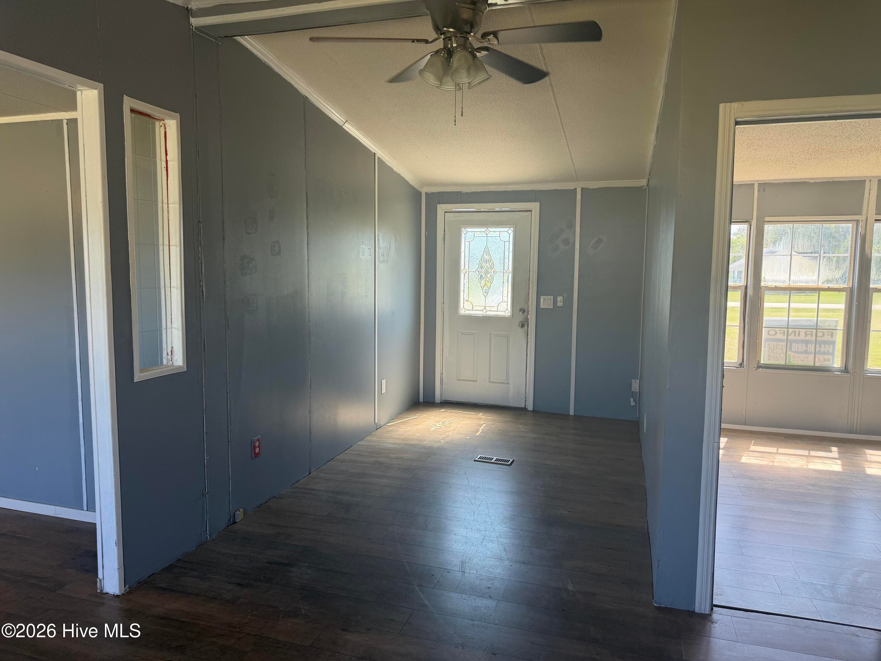 Manufactured Home at 2976 Bynum Farm Road, Pinetops, NC 27864, photo 11 of 23
