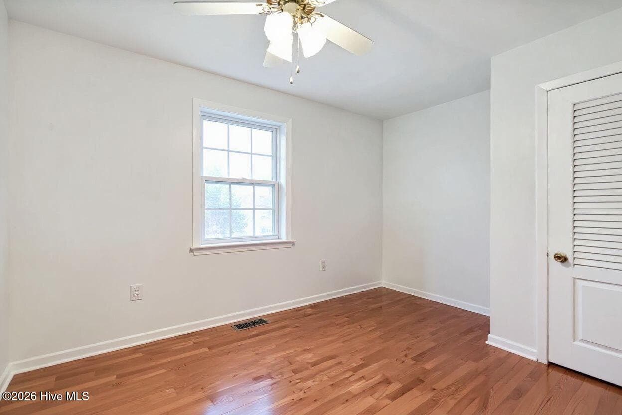 Single Family Residence at 710 N College Road, Wilmington, NC 28405, photo 19 of 36