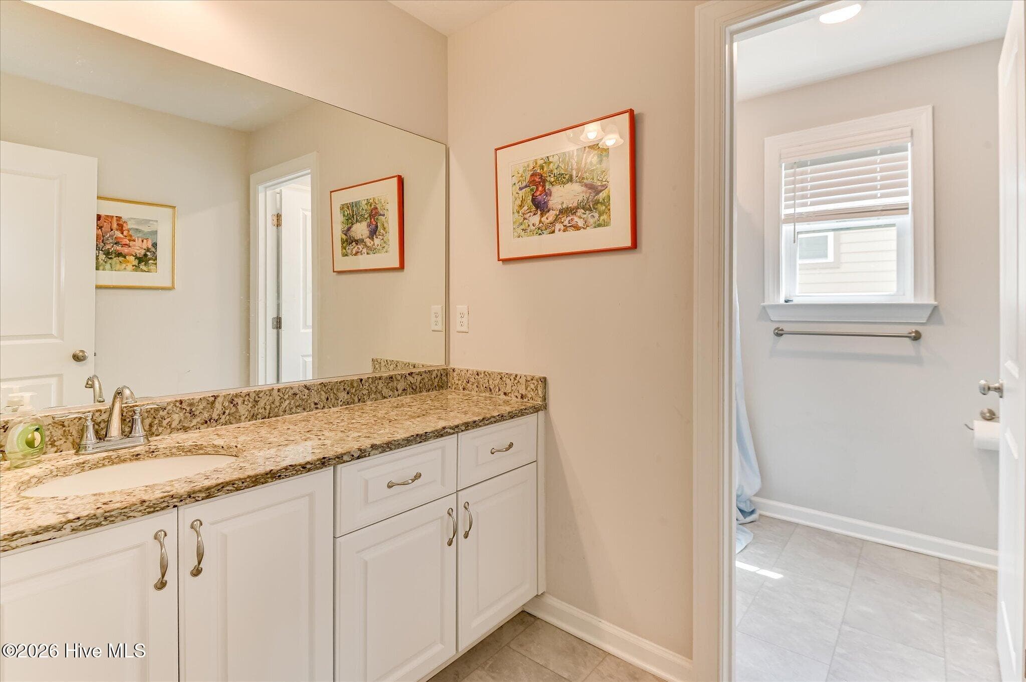 Upper bathroom with separate shower/commode room - 610 Vinings Drive 1a, Grovetown, GA 30813