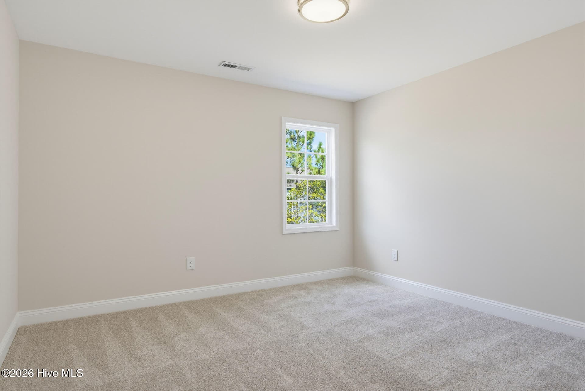 Townhouse at 303 Coastal Reef Court, Holly Ridge, NC 28445, photo 18 of 25