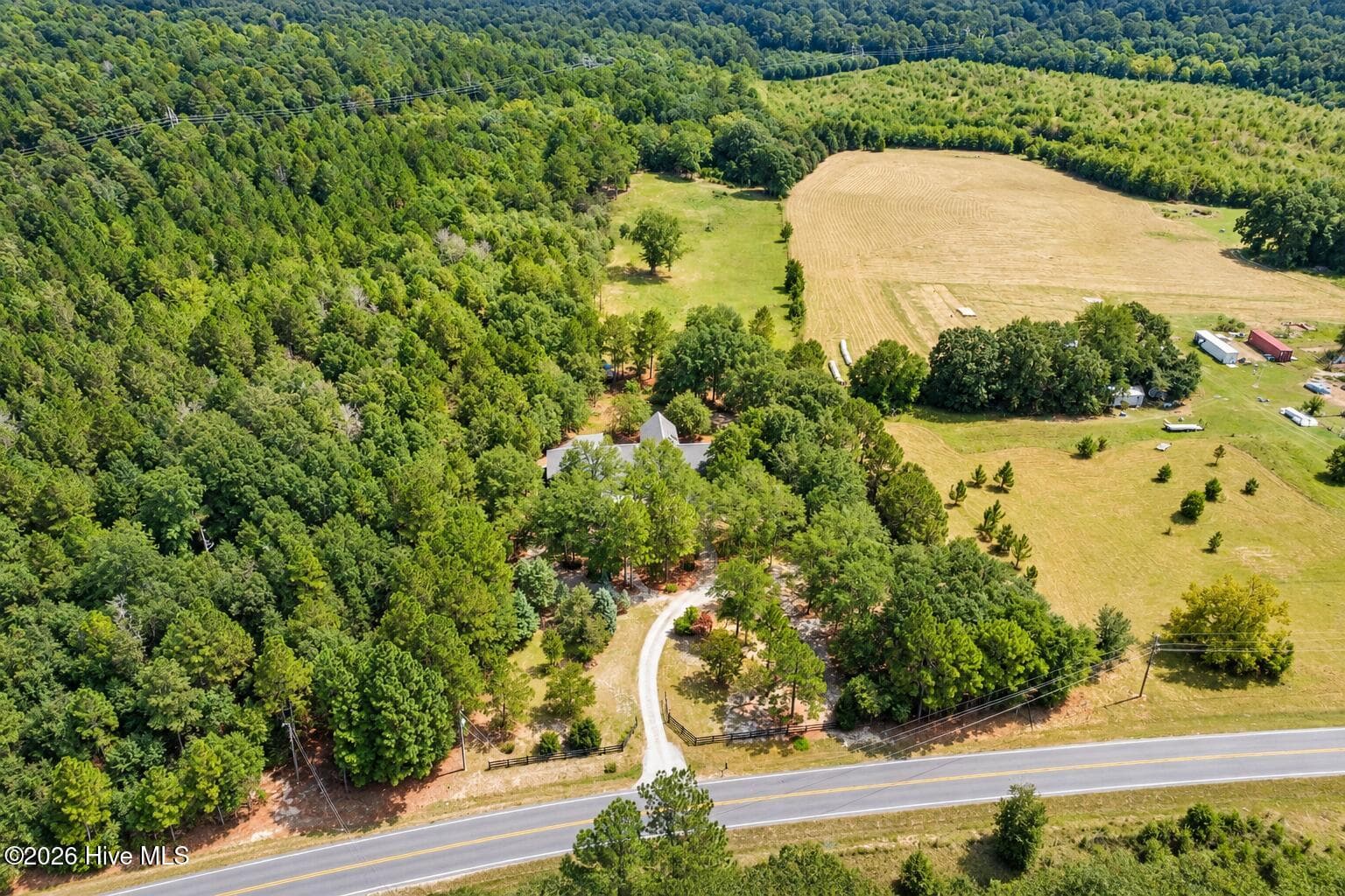 Single Family Residence at 2033 Green Pond Road, Aiken, SC 29803, photo 2 of 34