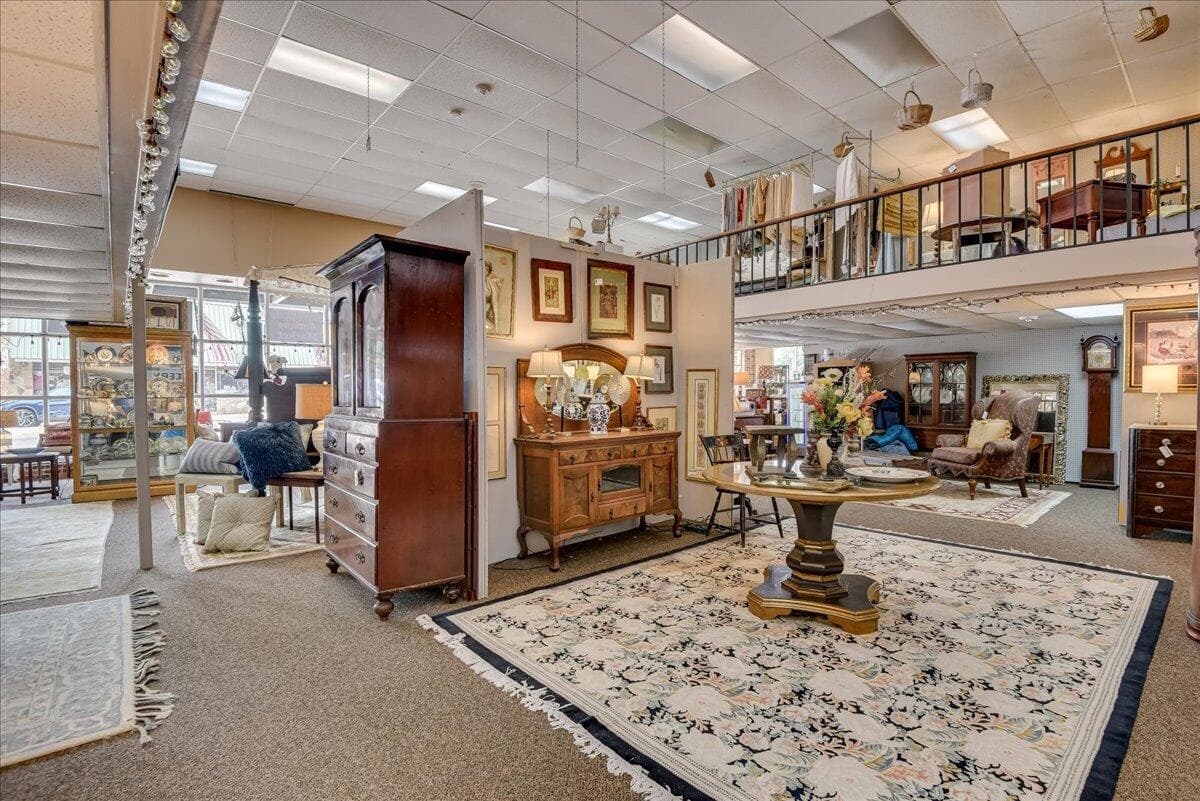 Business at 114 W 6th Street, Waynesboro, GA 30830, photo 16 of 75