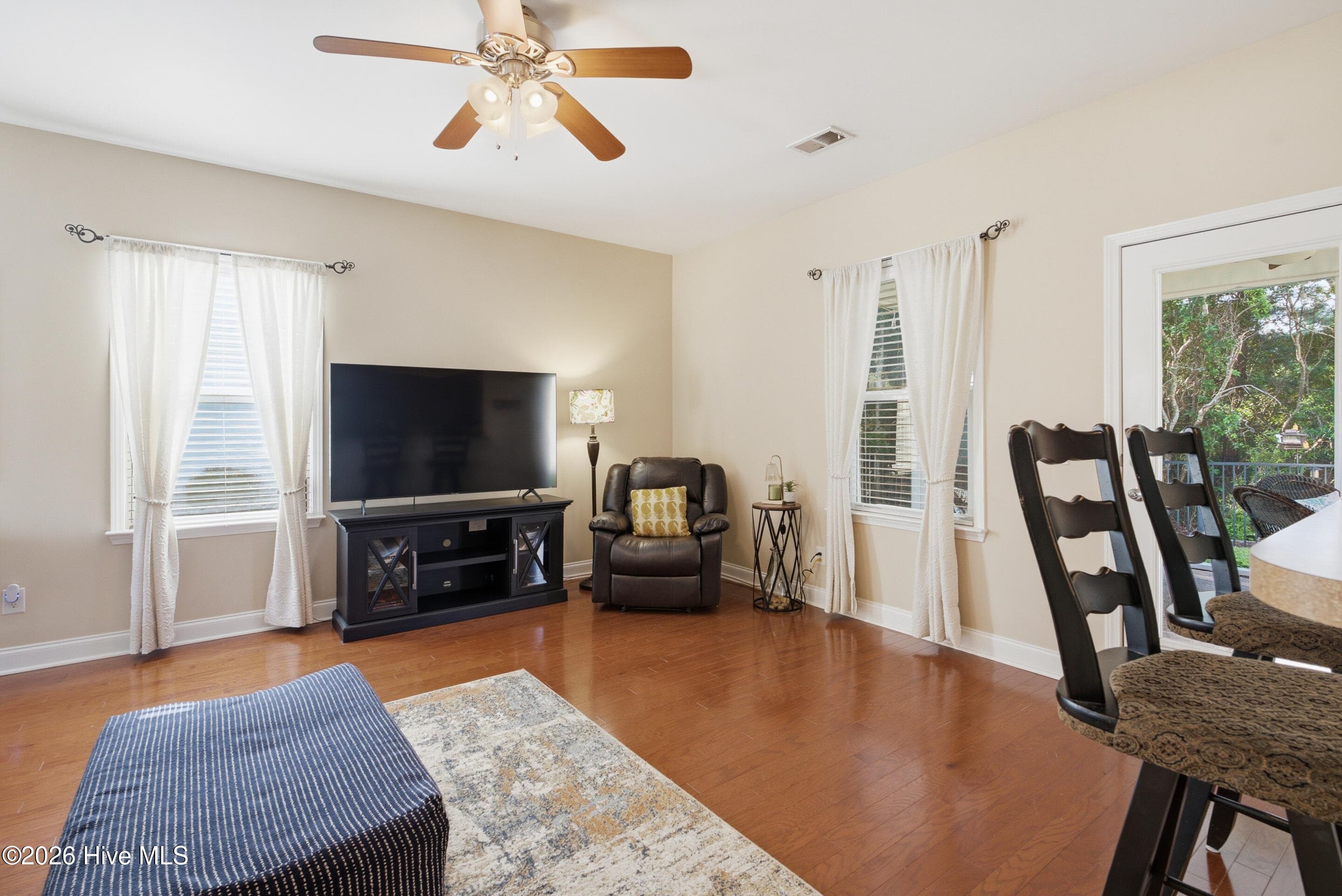Single Family Residence at 5224 Shipmast Way, Southport, NC 28461, photo 13 of 41