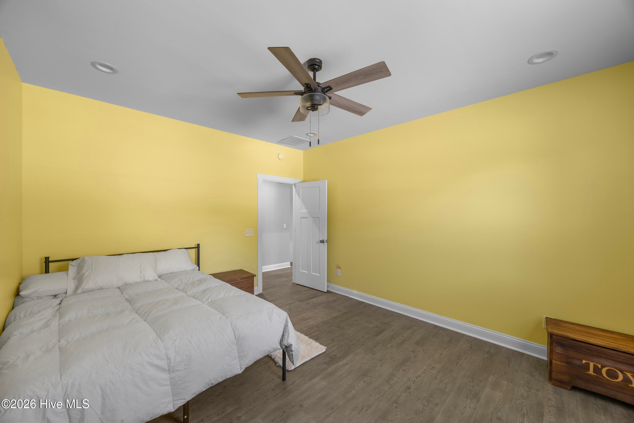 Single Family Residence at 469 West Firetower Road, Swansboro, NC 28584, photo 30 of 56