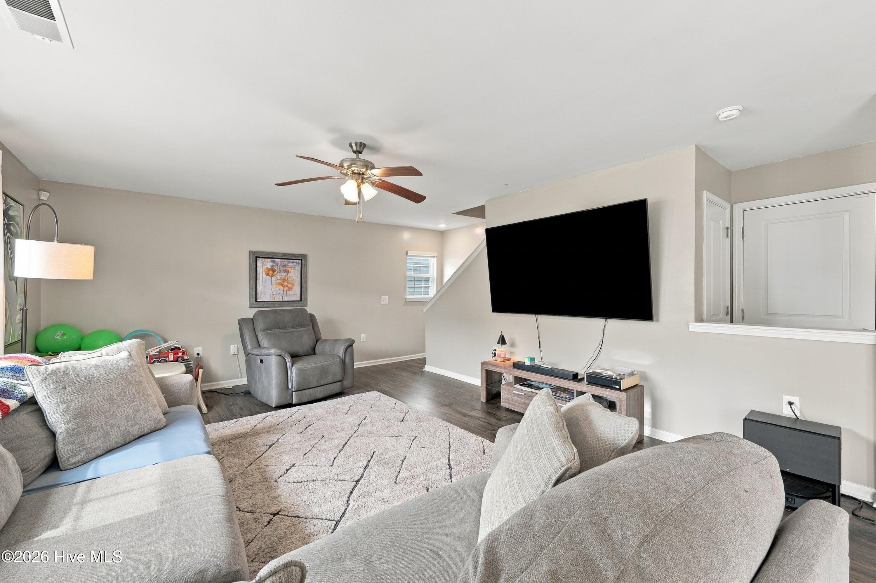 Single Family Residence at 414 Frida Road, New Bern, NC 28560, photo 18 of 54