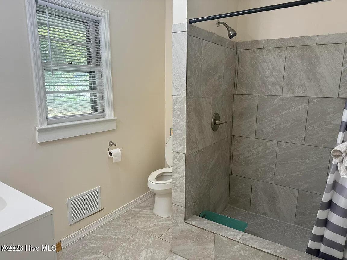 Single Family Residence at 1408 Parker Lane, Henderson, NC 27536, photo 36 of 86