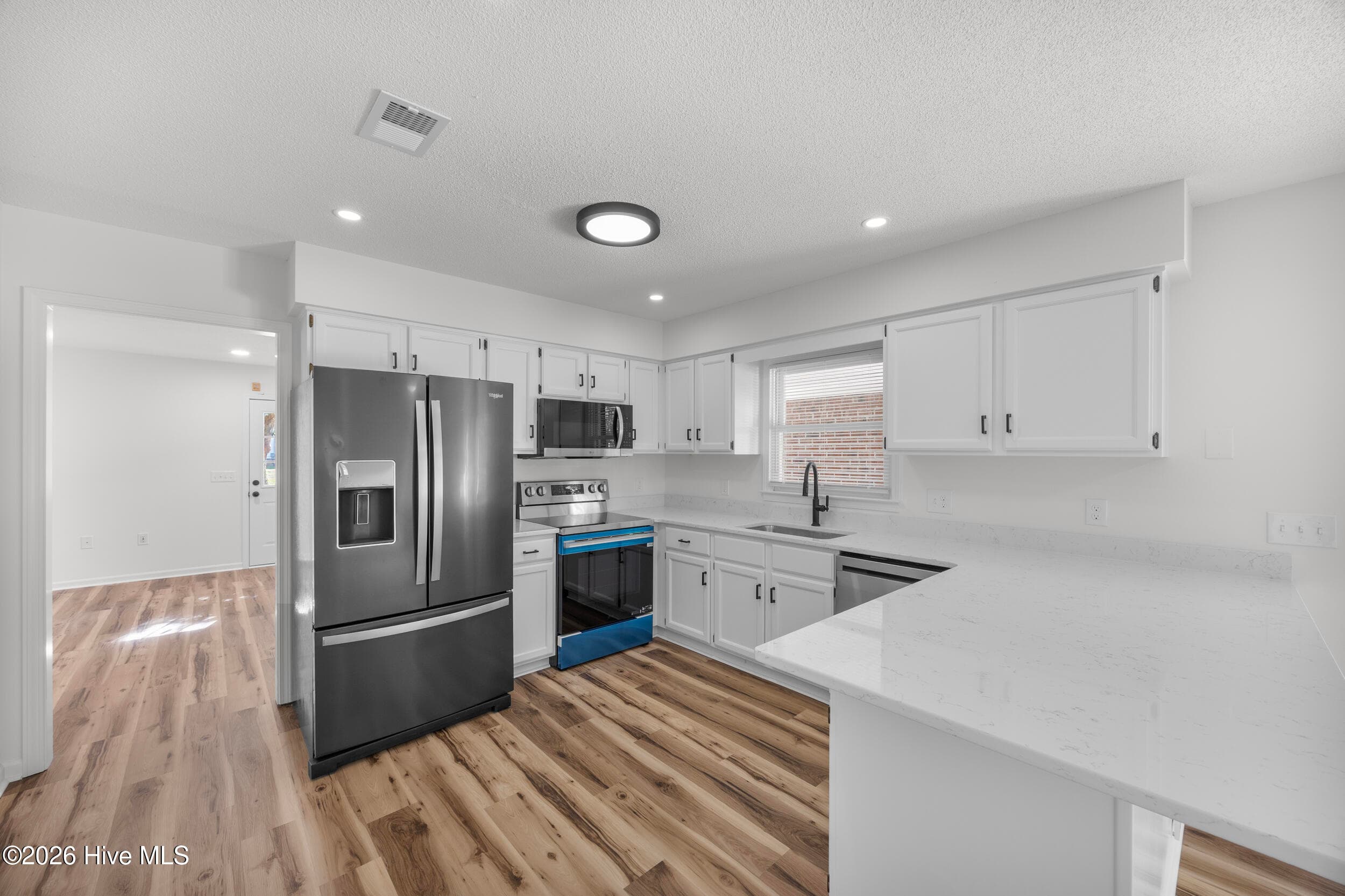 Single Family Residence at 1101 Hunting Ridge Road, Wilmington, NC 28412, photo 14 of 51