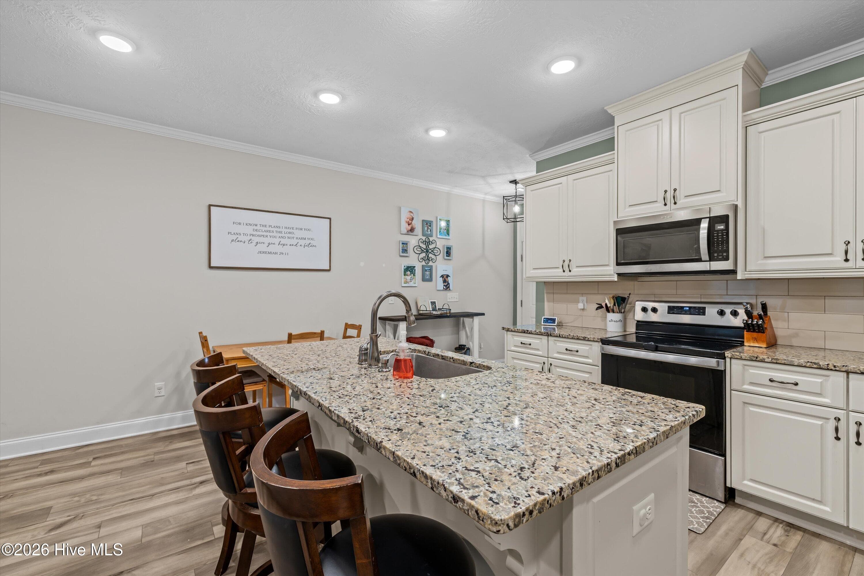 Townhouse at 593 Vinings Drive, Grovetown, GA 30813, photo 10 of 41