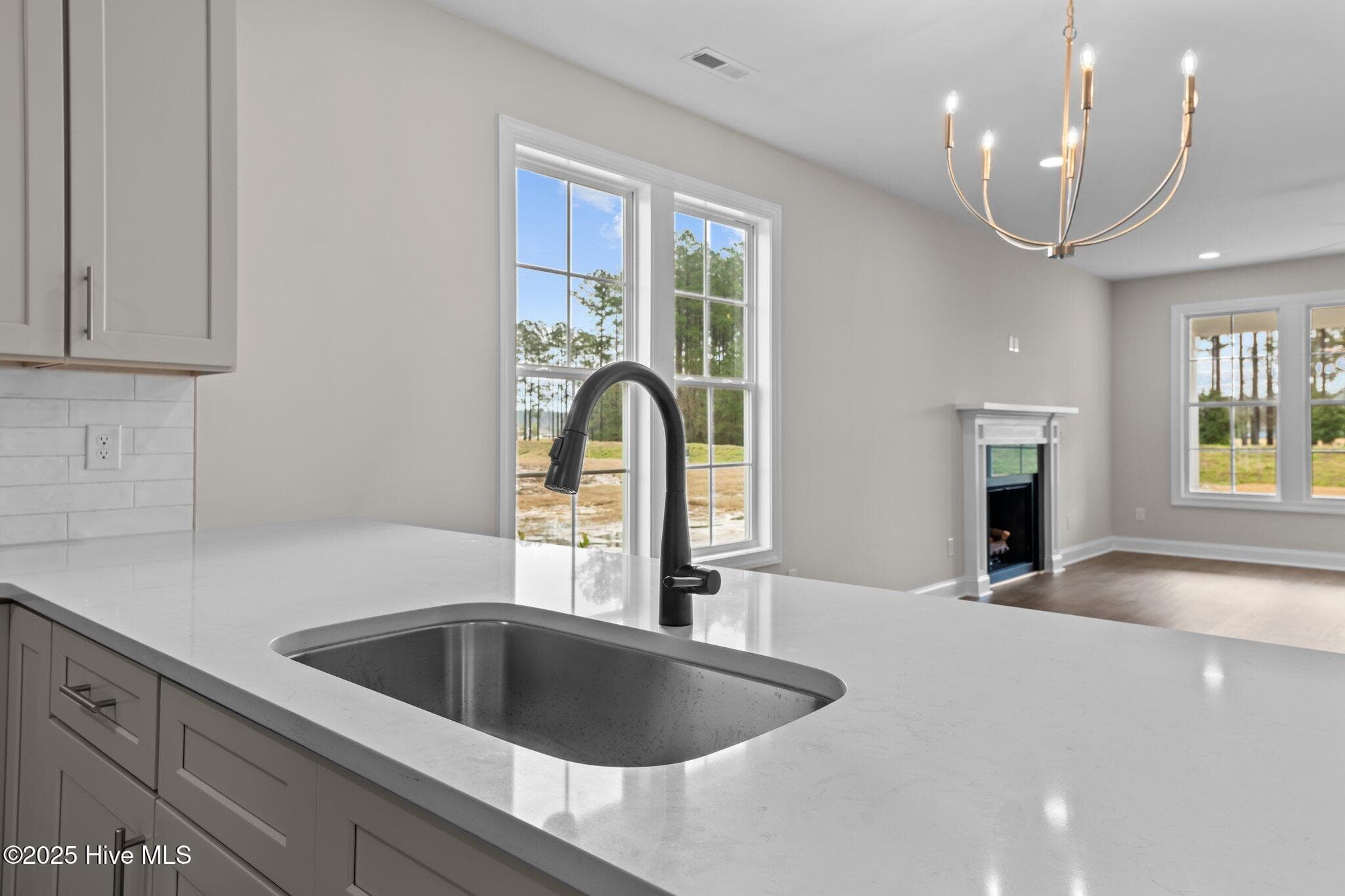 Single Family Residence at 1015 Brighton Drive, New Bern, NC 28562, photo 19 of 47