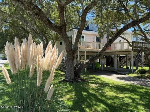 Lovely mature landscaping - 301 Bay Circle, North Topsail Beach, NC 28460