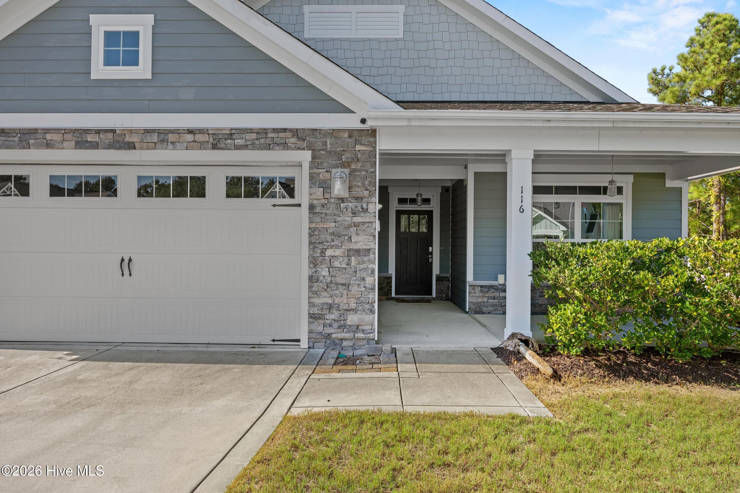 Single Family Residence at 116 Bella Port Lane, Wilmington, NC 28412, photo 8 of 45