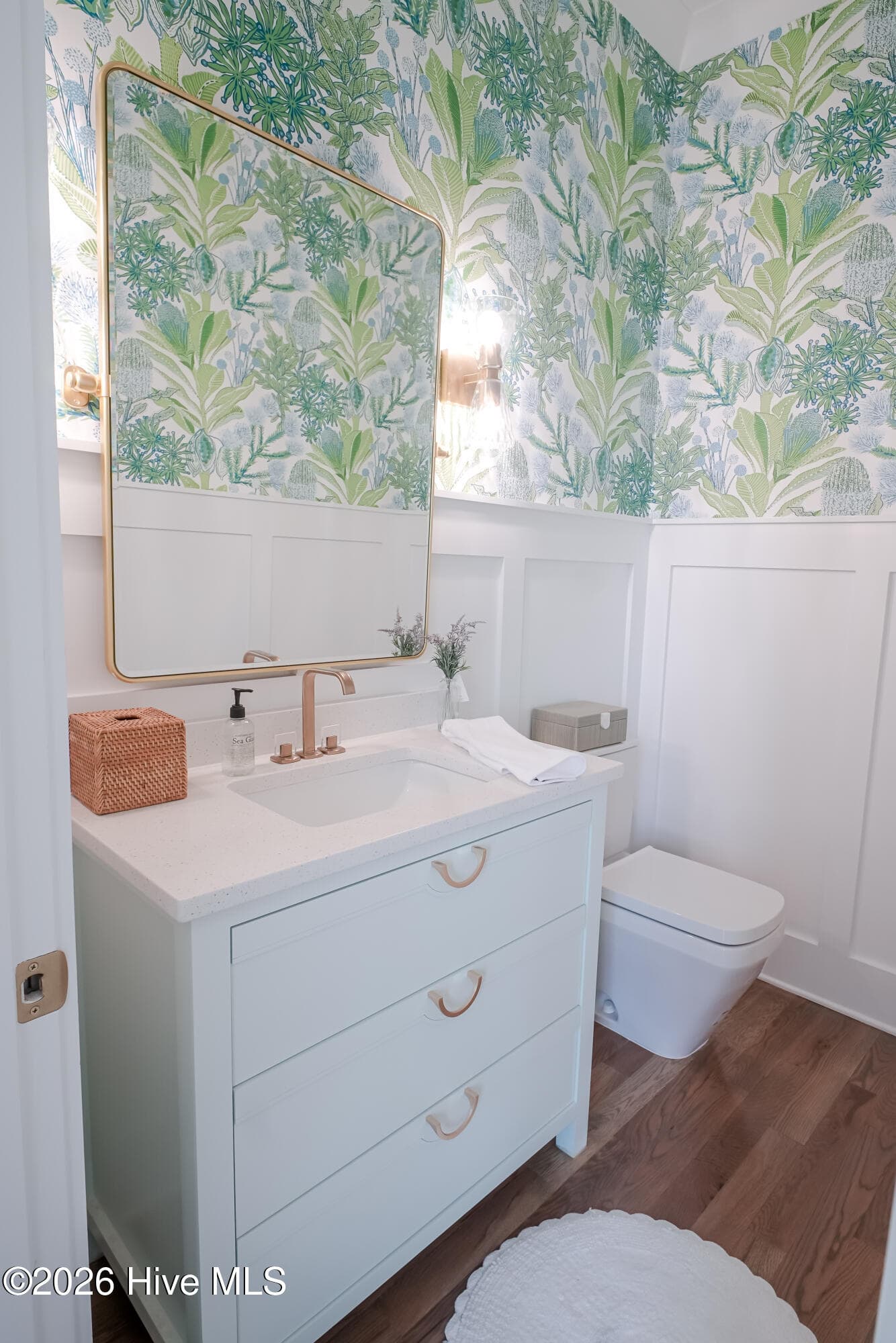Single Family Residence at 6 Cape Lane, North Topsail Beach, NC 28460, photo 3 of 4