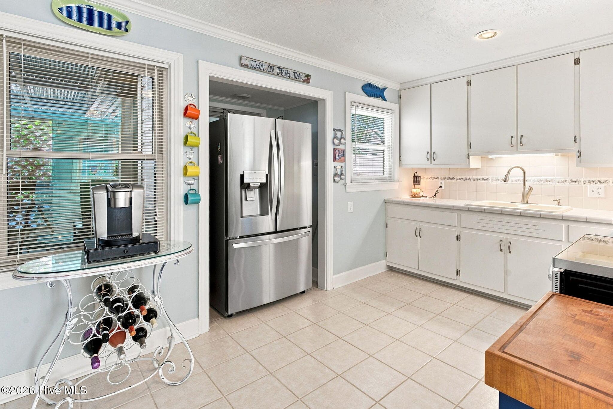 Single Family Residence at 315 NE 40th Street, Oak Island, NC 28465, photo 11 of 34