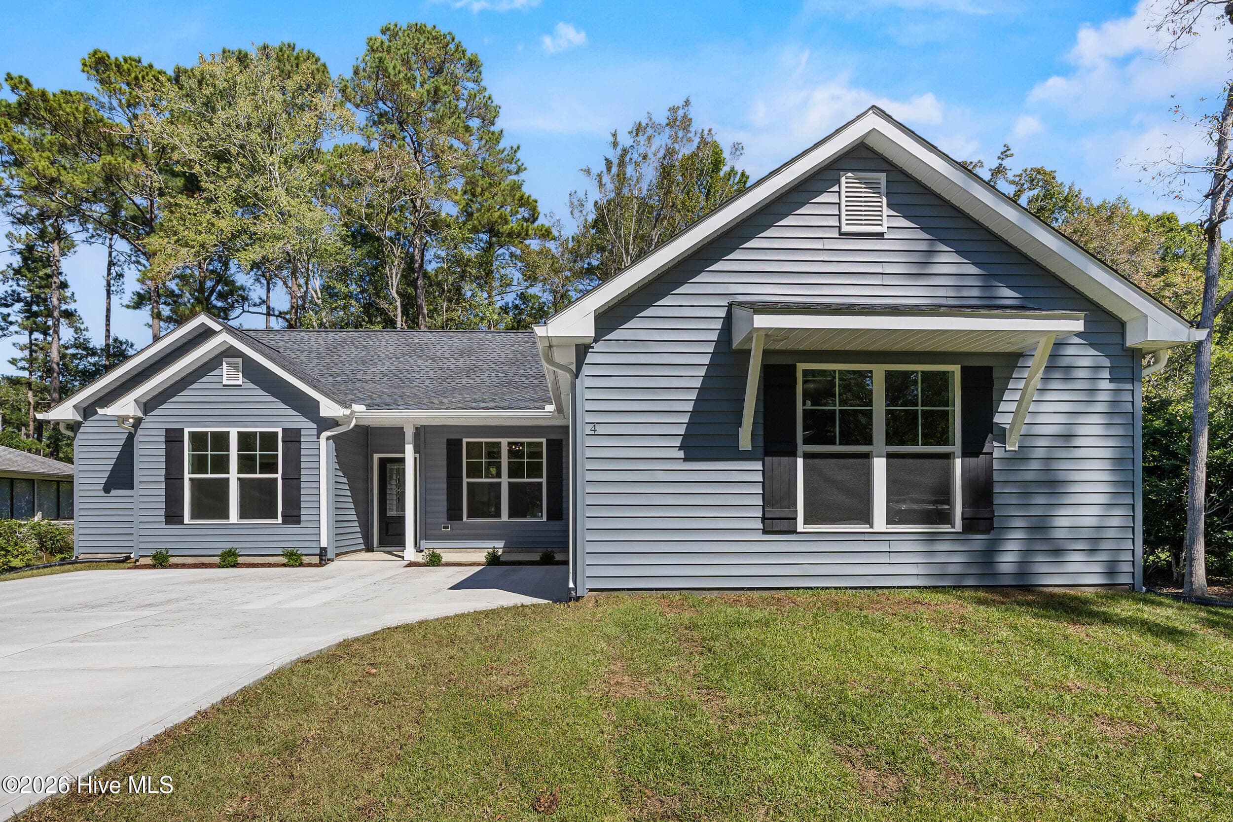 Single Family Residence at 4 Pineridge Court, Carolina Shores, NC 28467, Carolina Shores, photo 4 of 47