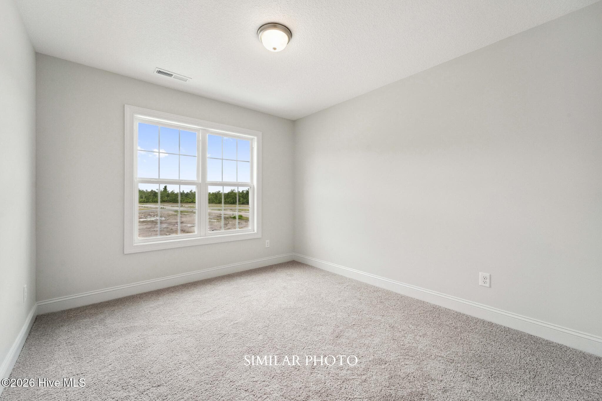 Single Family Residence at 725 Regiment Road, Jacksonville, NC 28546, photo 27 of 41