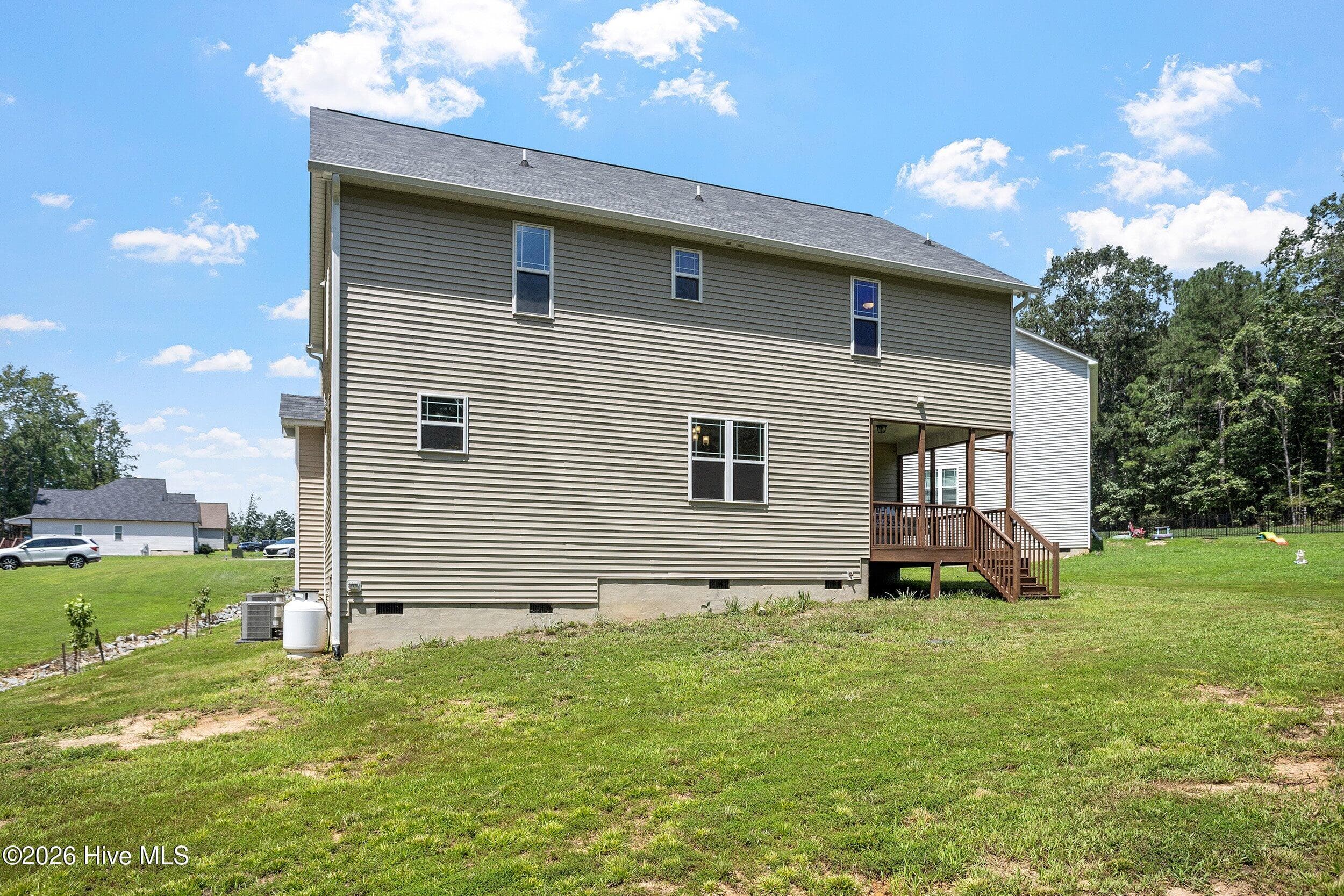 Single Family Residence at 174 Split Rock Way, Zebulon, NC 27597, photo 4 of 43