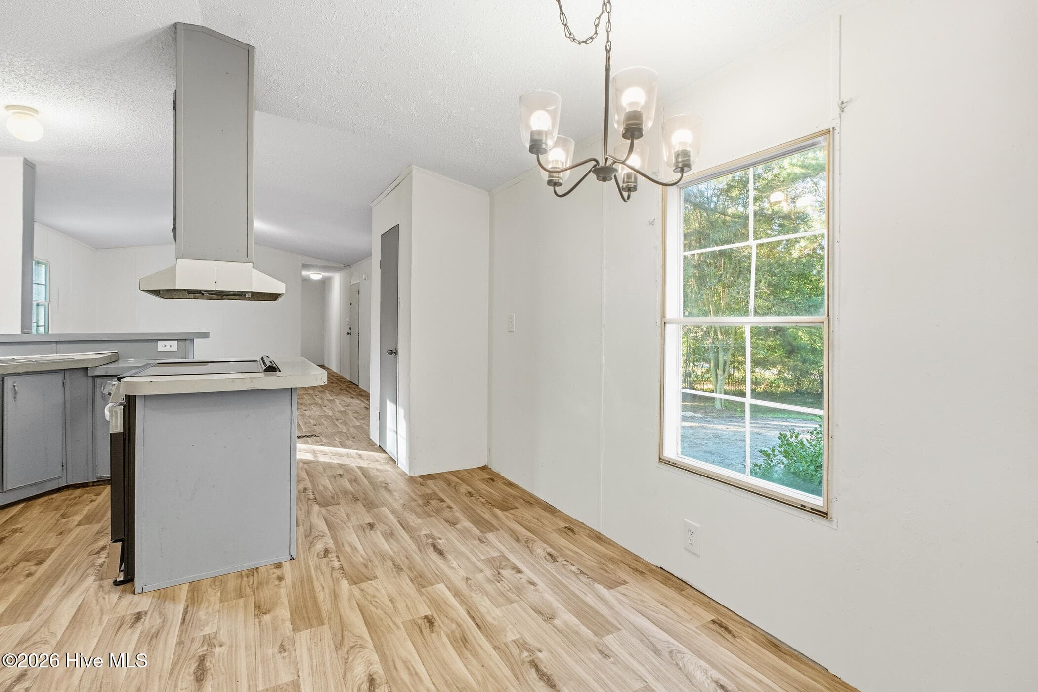 Manufactured Home at 1216 Roberdel Road, Rockingham, NC 28379, photo 10 of 24
