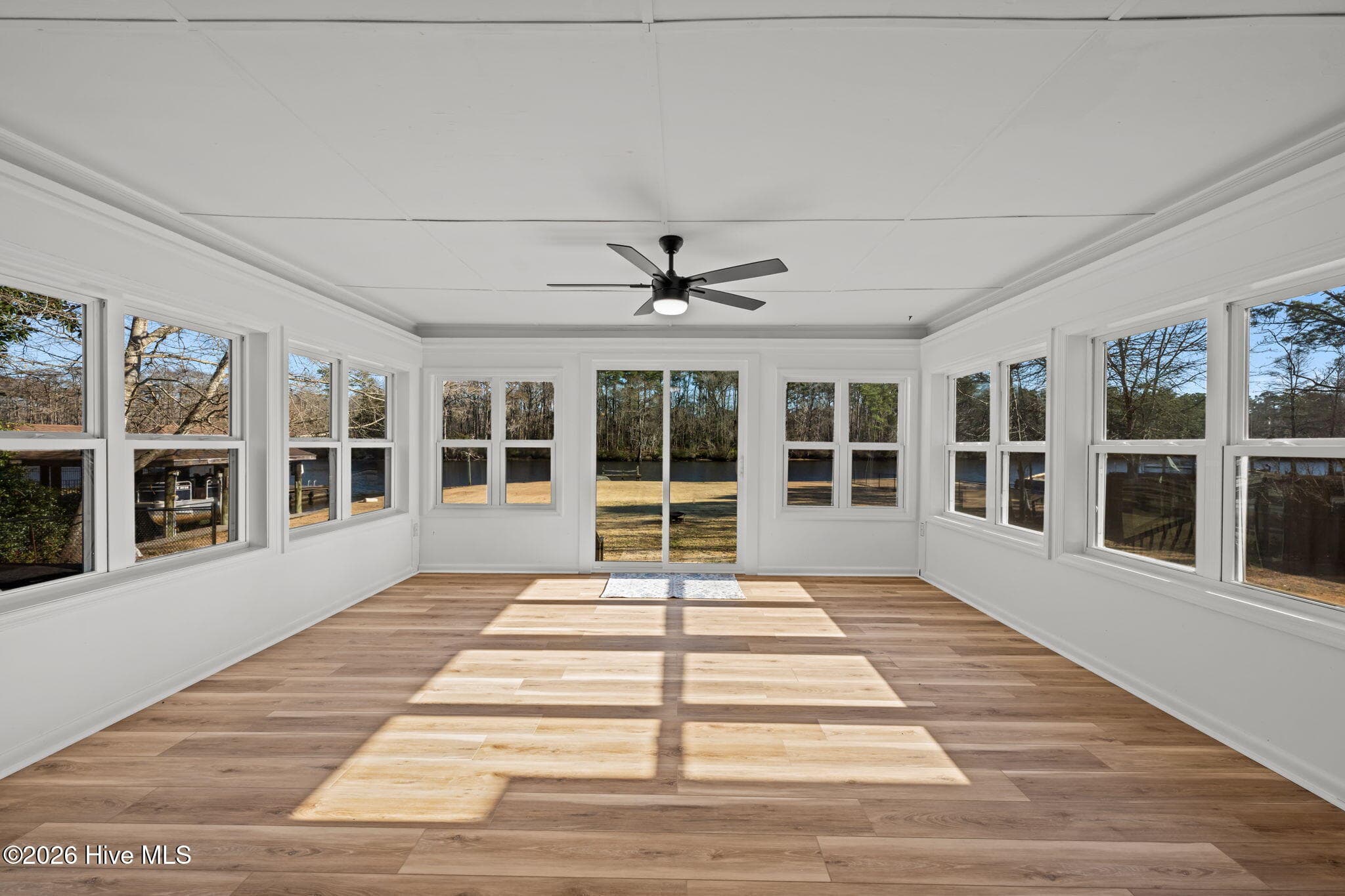 Sunroom - 236 Shoreline Drive, New Bern, NC 28562