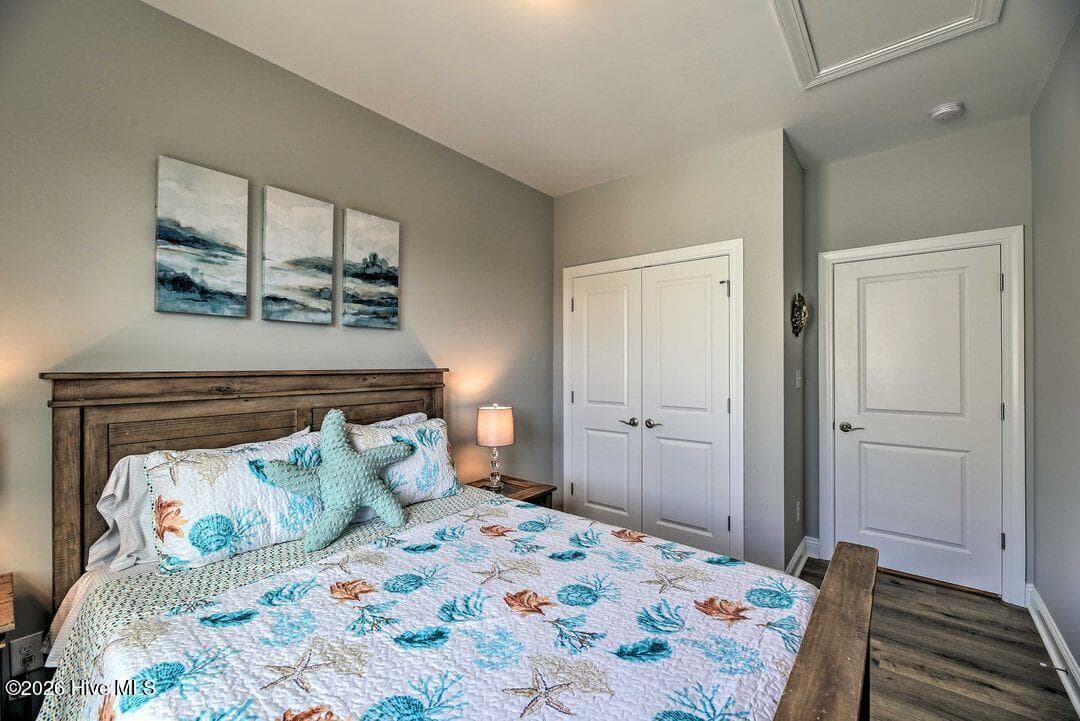 Single Family Residence at 124 Salt Marsh Way, Atlantic Beach, NC 28512, photo 14 of 34