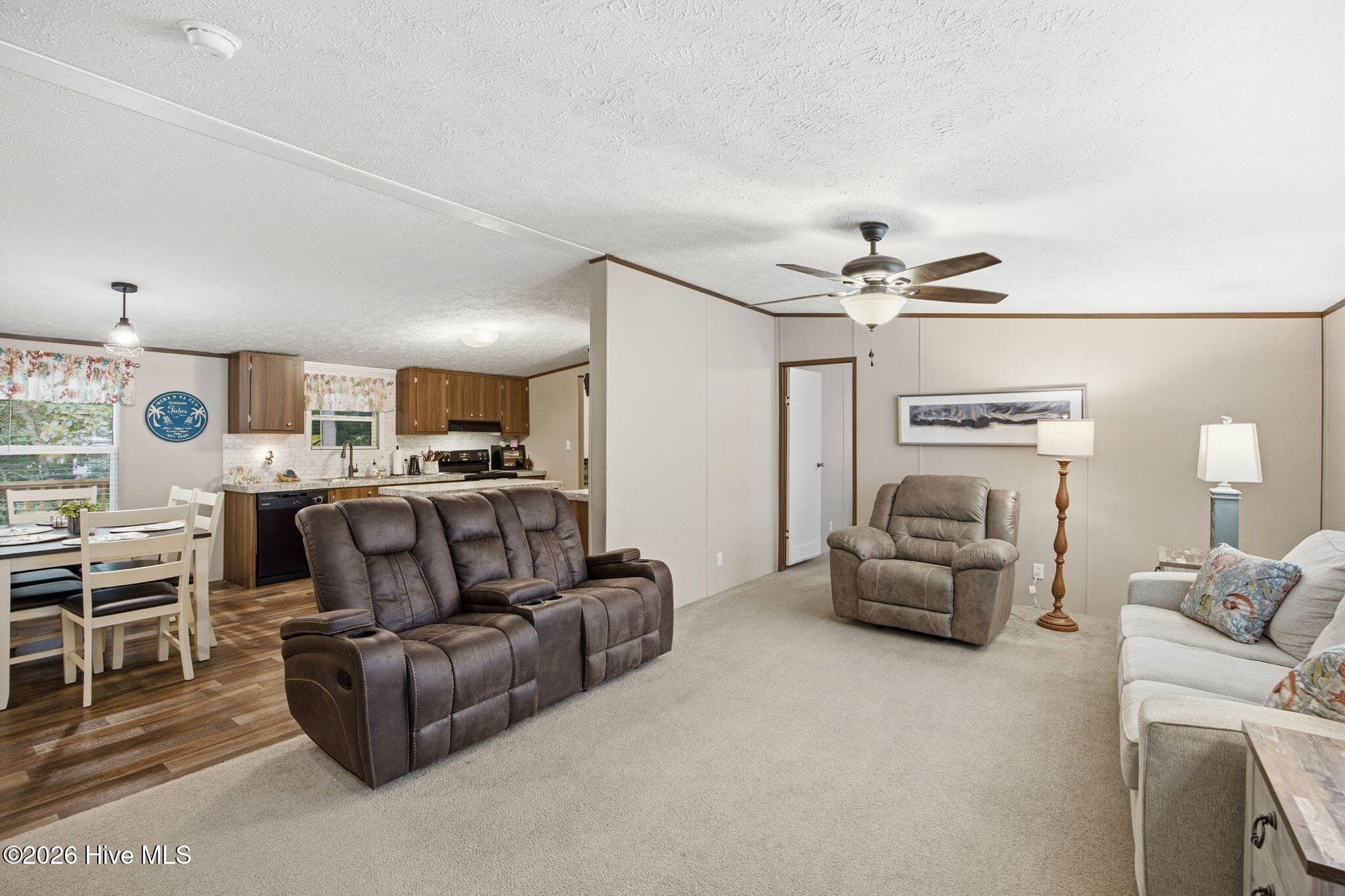 Manufactured Home at 3363 Teakwood Court SE, Bolivia, NC 28422, photo 13 of 34
