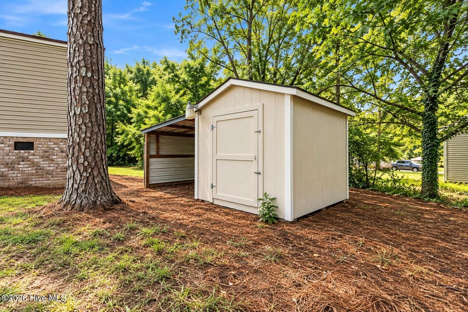 Manufactured Home at 1216 Roberdel Road, Rockingham, NC 28379, photo 3 of 24