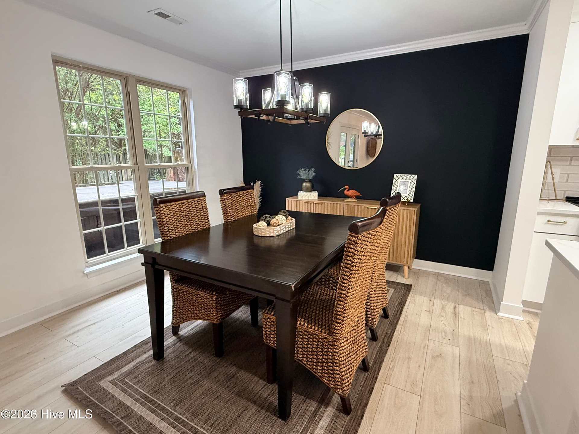 Black accent wall sets off the design! - 1001 Hunting Ridge Road, Wilmington, NC 28412