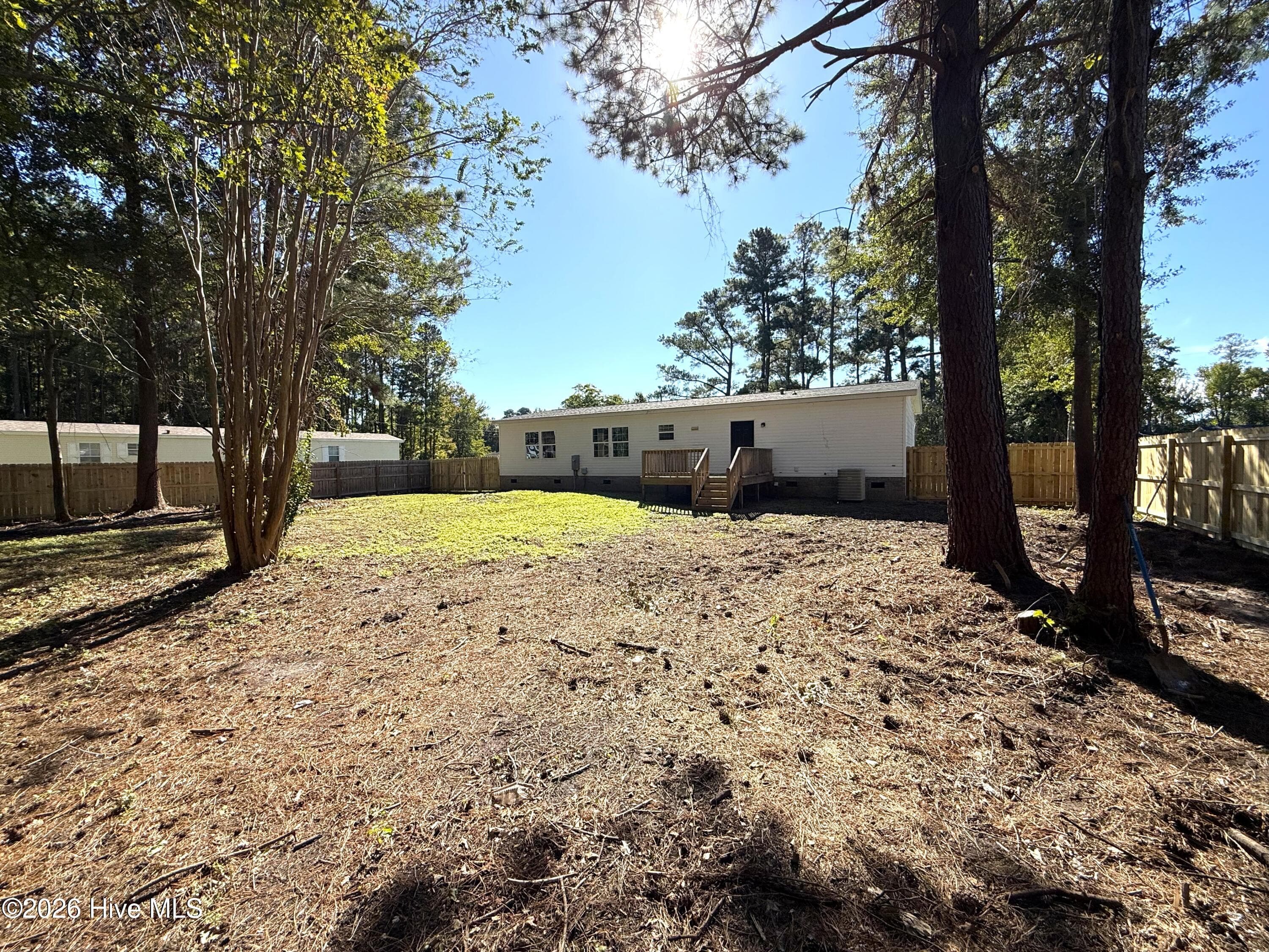 Manufactured Home at 2025 Teresa Drive, Castle Hayne, NC 28429, photo 5 of 40
