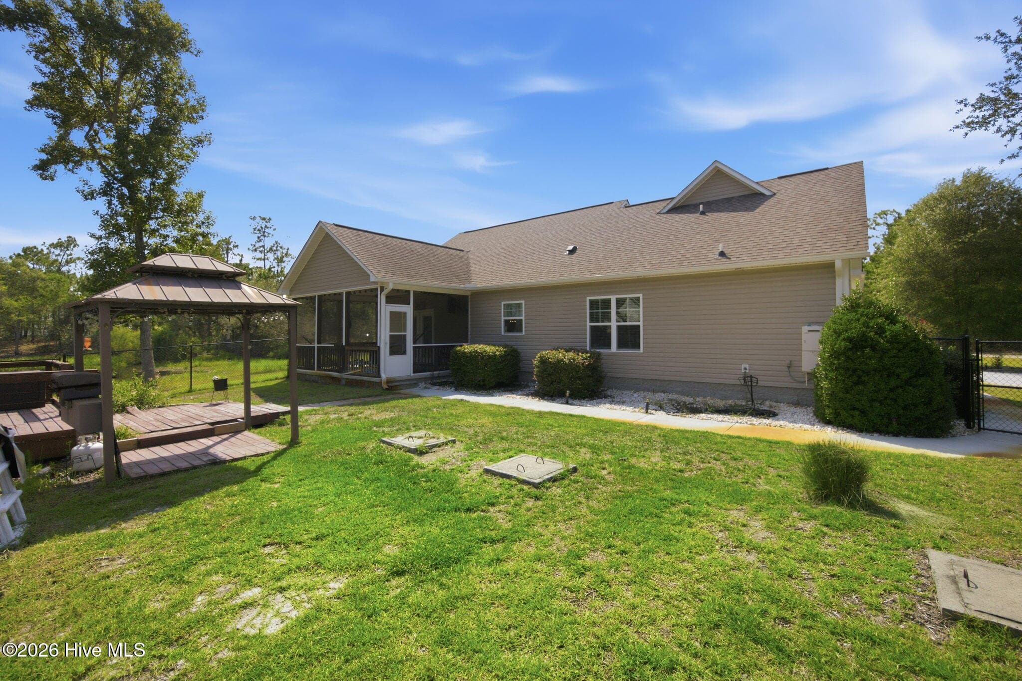 Single Family Residence at 2000 Southport Lane, Southport, NC 28461, photo 36 of 50