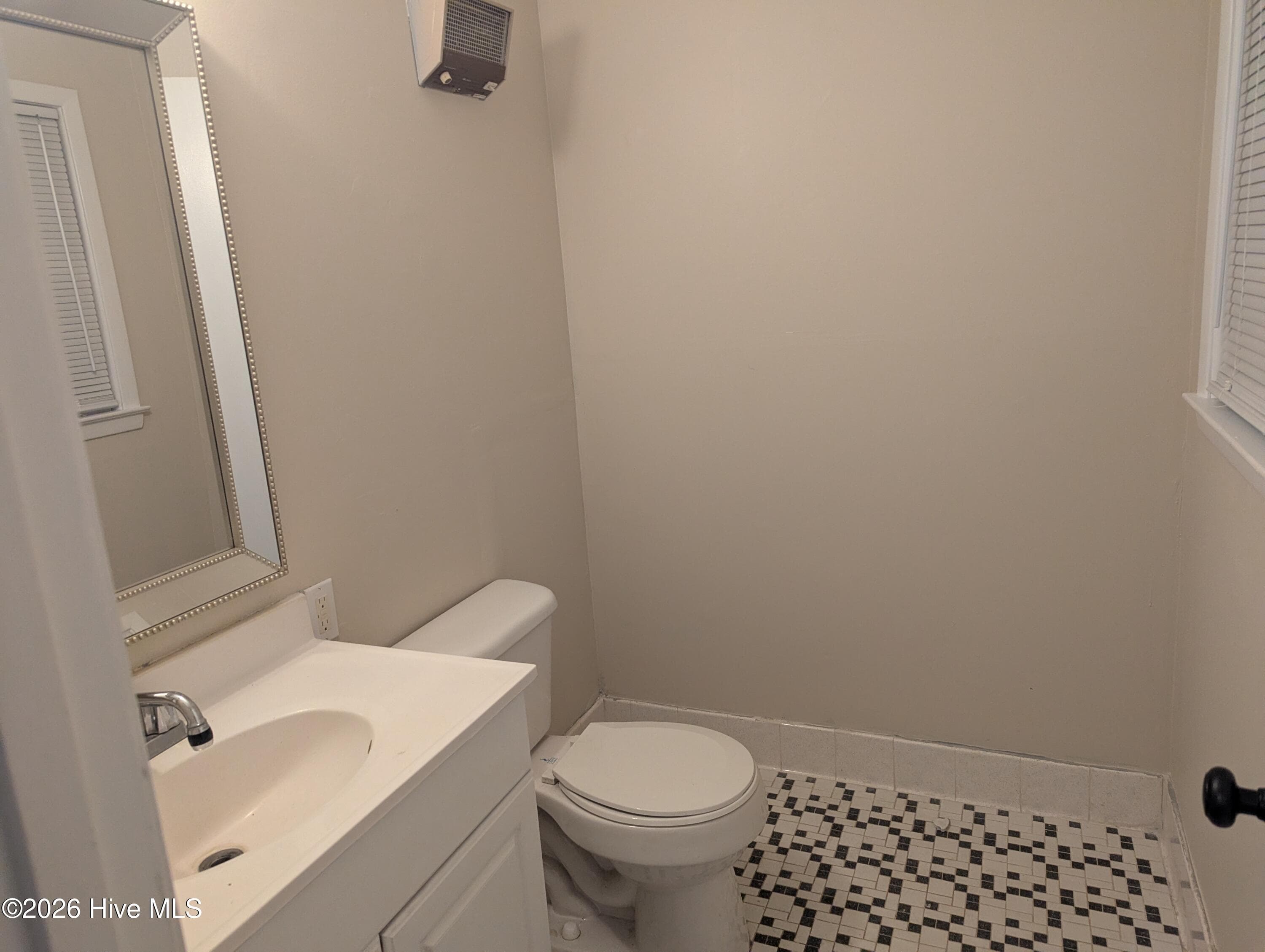 Single Family Residence at 1020 Riverside Circle, Spring Lake, NC 28390, photo 18 of 32