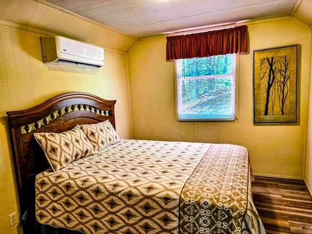 Residential at 561 Deals Gap Road, Robbinsville, NC 28713, photo 14 of 37