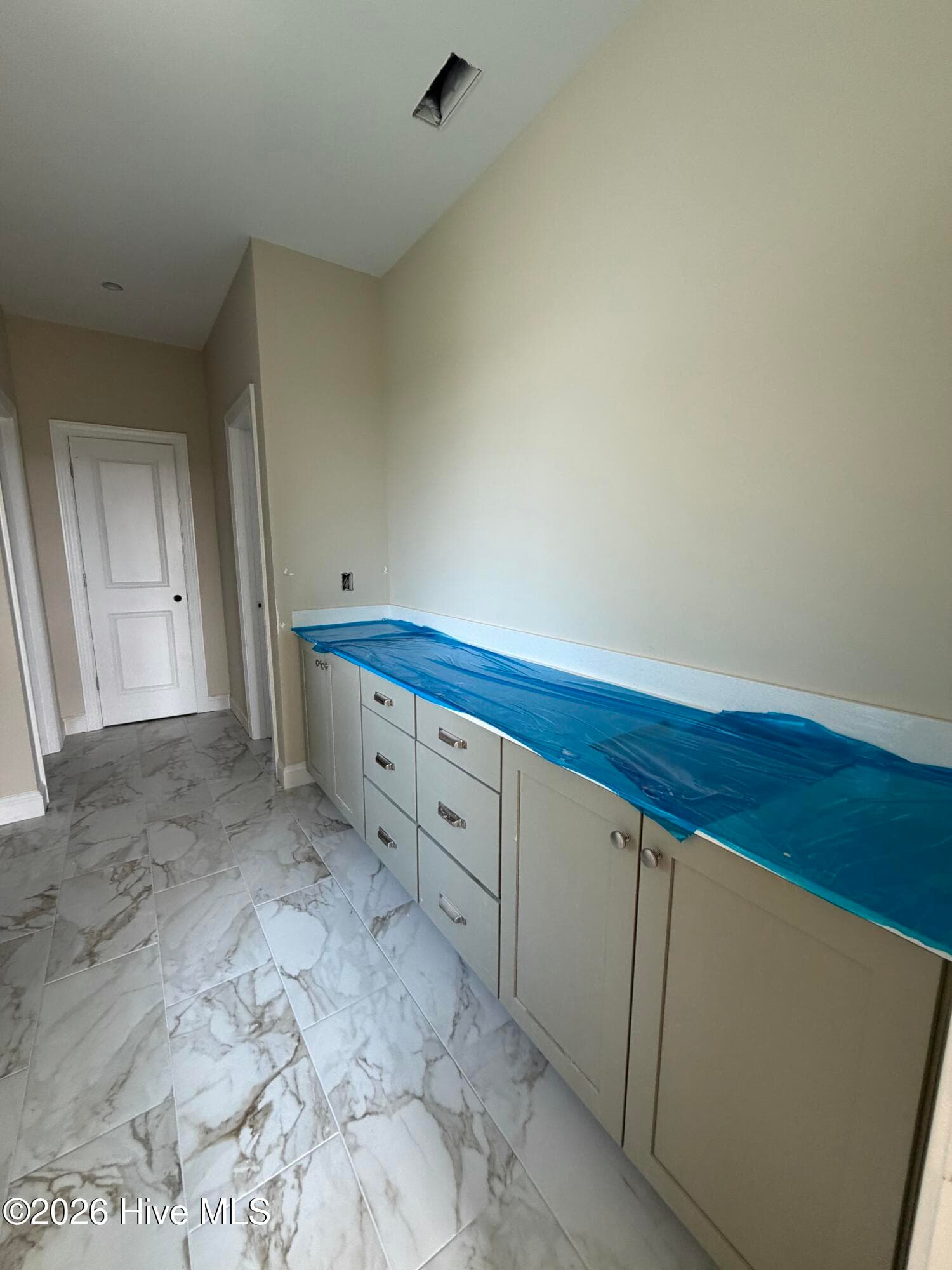 Single Family Residence at 819 Tupelo Tree Drive, Hubert, NC 28539, photo 11 of 20