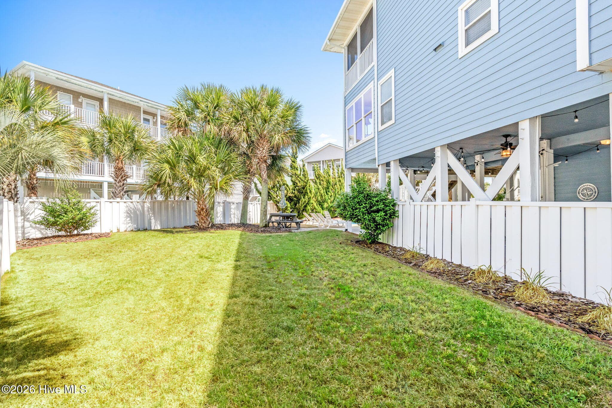 Single Family Residence at 14 Private Drive, Ocean Isle Beach, NC 28469, photo 18 of 73