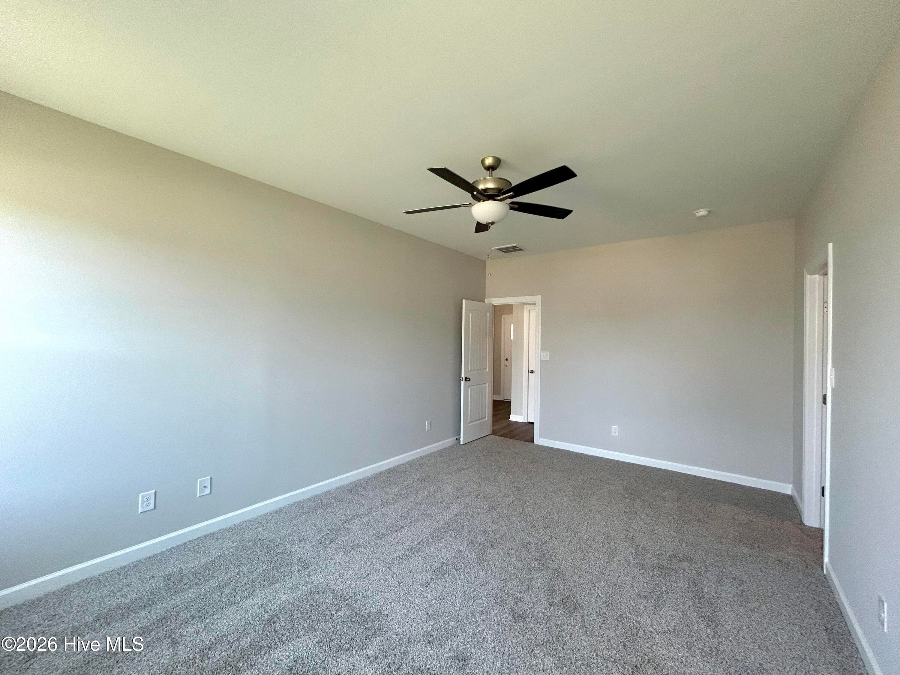Single Family Residence at 824 Hidden Bridge Drive, Jacksonville, NC 28546, photo 22 of 54