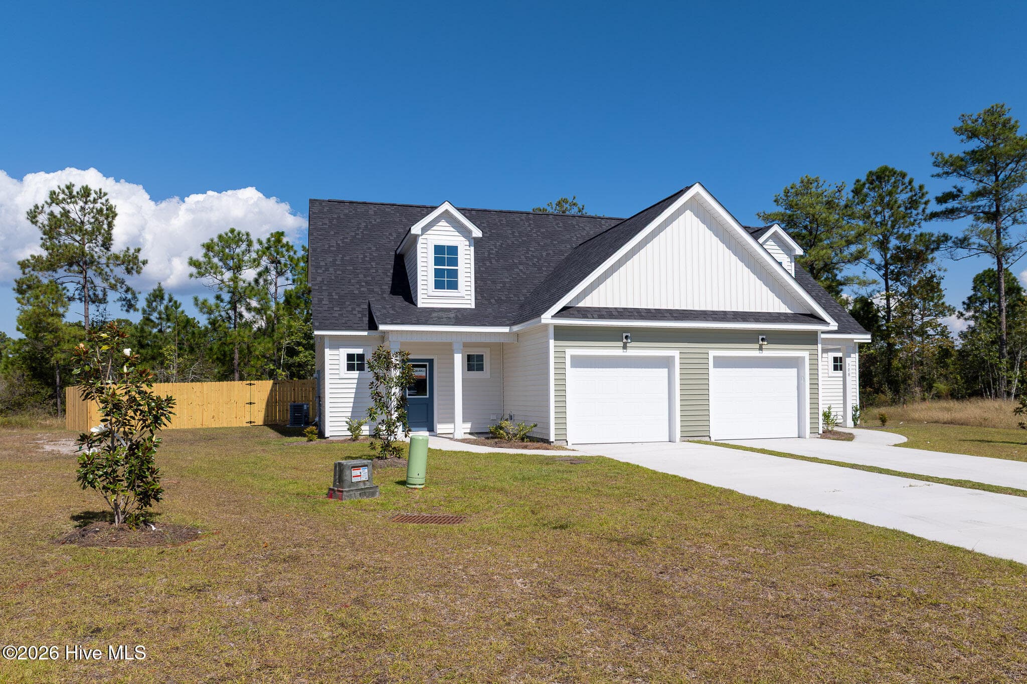 Townhouse at 305 Coastal Reef Court, Holly Ridge, NC 28445, photo 2 of 27