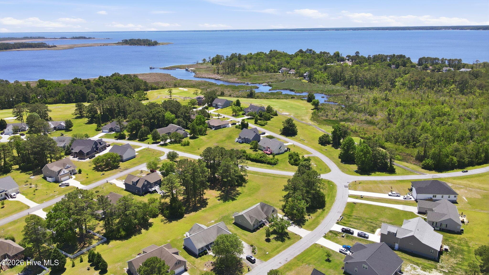Single Family Residence at 1129 Coral Reef Drive, New Bern, NC 28560, photo 66 of 68