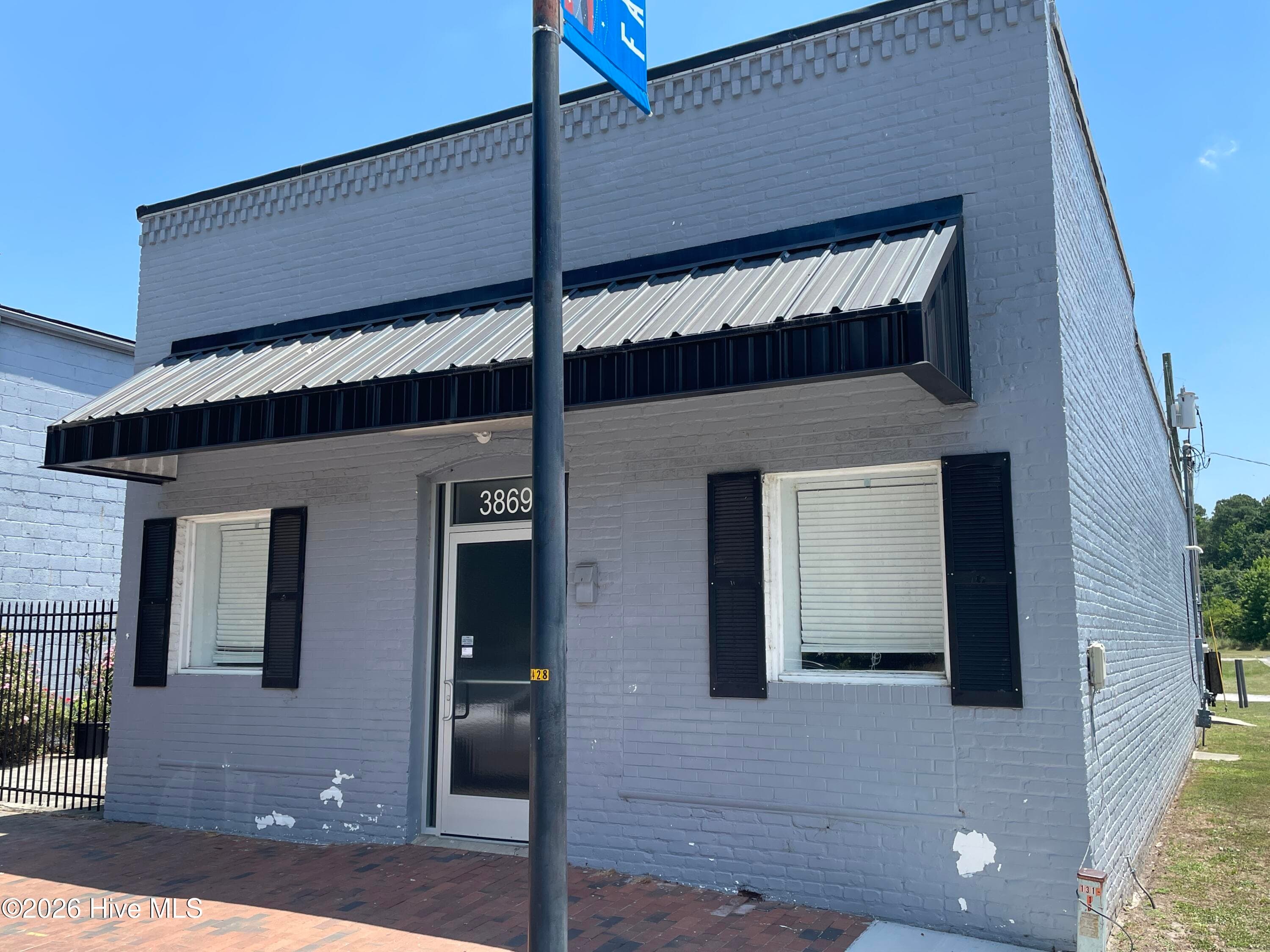3865 S Main Street, Farmville, NC 27828