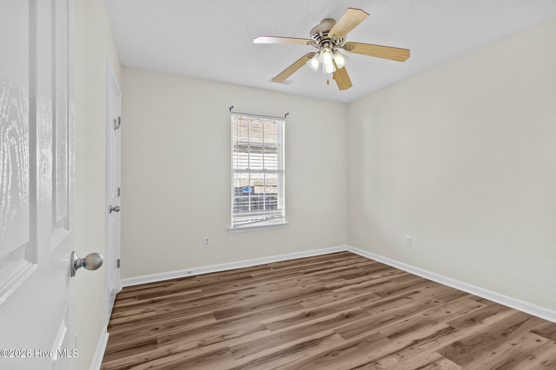 Single Family Residence at 4745 Corena Drive, New Bern, NC 28562, photo 18 of 25