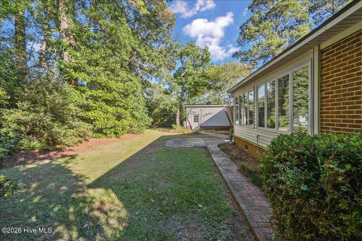 Single Family Residence at 1205 Anne Drive, Kinston, NC 28501, photo 11 of 37